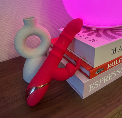 The Satisfy Touch | Explosie van Genot